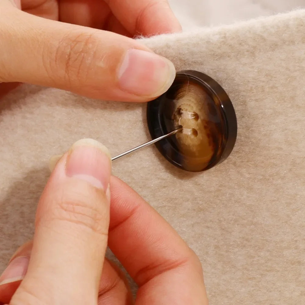 Magnetic Sewing Needle Box with 5 Sizes Needles