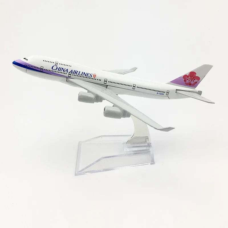 6-Inch Diecast Boeing Airplane Model (737–787 Series)