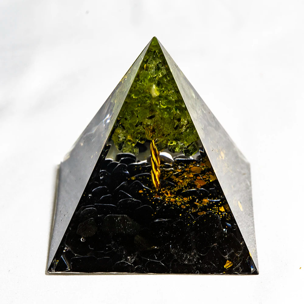 Crystal Energy Pyramid with Peridot and Amethyst for Chakra Healing