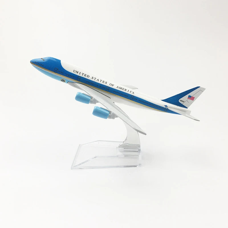 6-Inch Diecast Boeing Airplane Model (737–787 Series)
