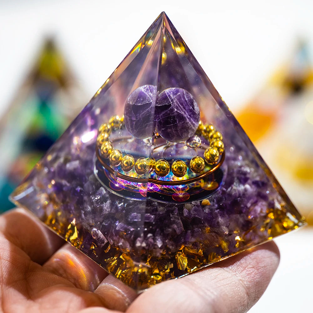 Crystal Energy Pyramid with Peridot and Amethyst for Chakra Healing