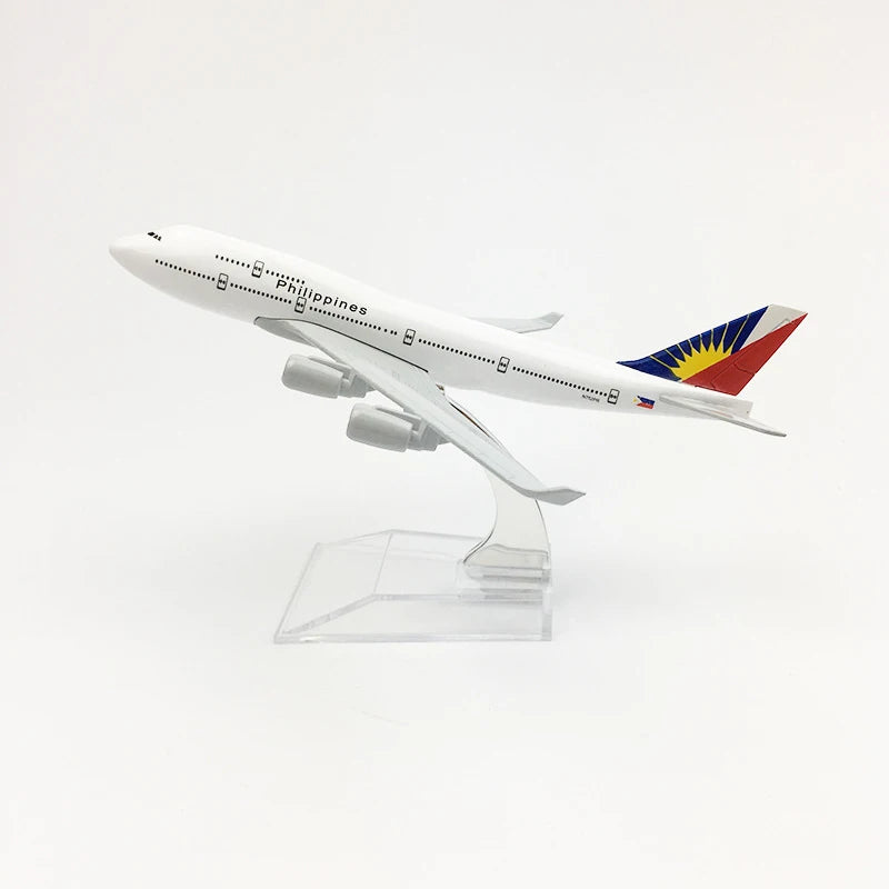 6-Inch Diecast Boeing Airplane Model (737–787 Series)