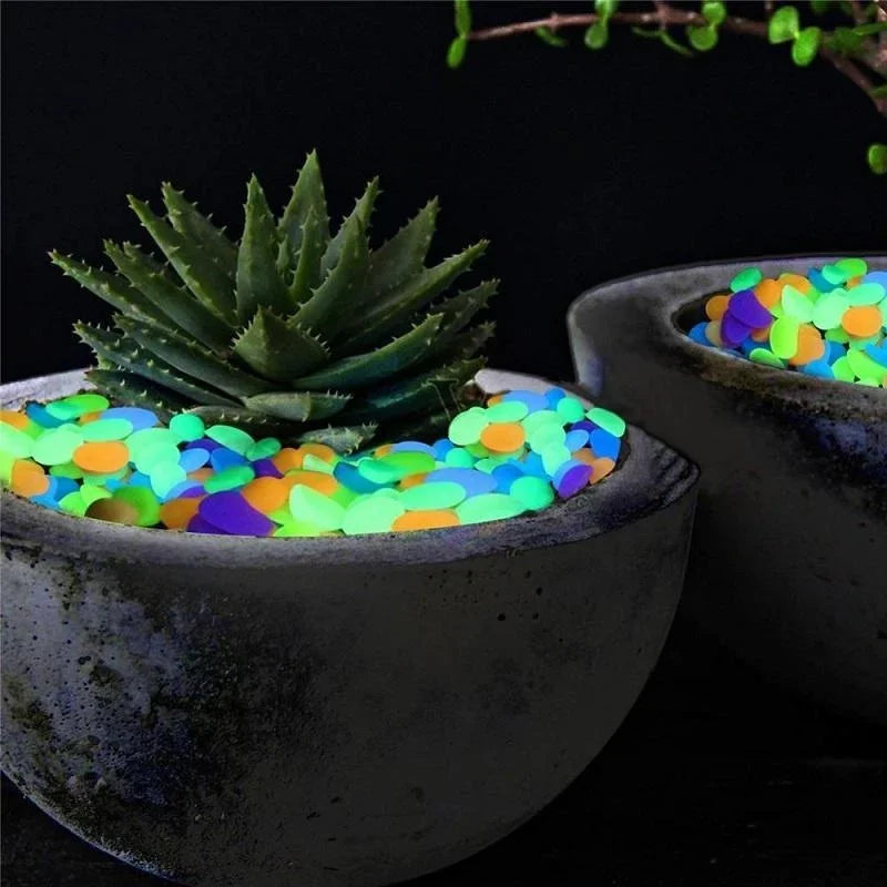 Glow-in-the-Dark Pebbles – Luminous Stones for Garden, Pathways & Décor