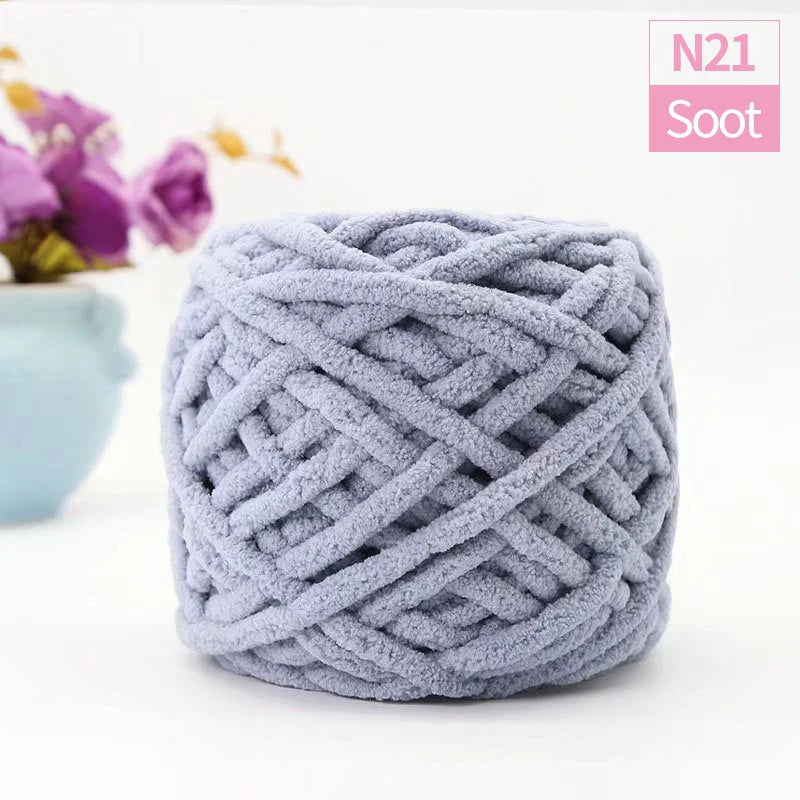 QJH Chunky Knitting Yarn – 100g Jumbo Polyester Craft Ball