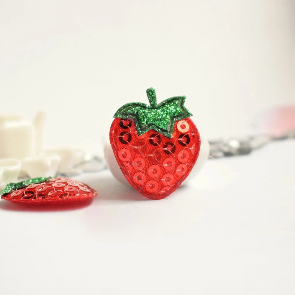 20pcs Sequin Strawberry Patches Sew-On Appliques