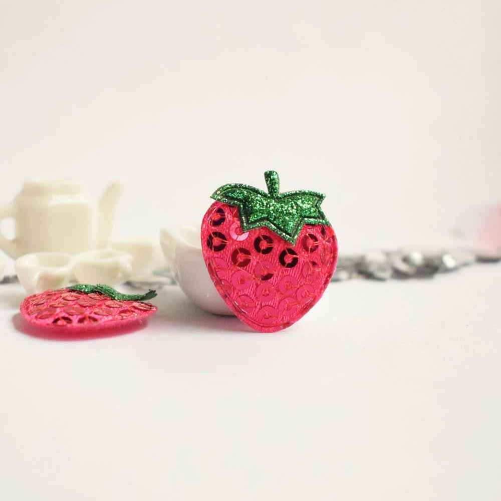 20pcs Sequin Strawberry Patches Sew-On Appliques
