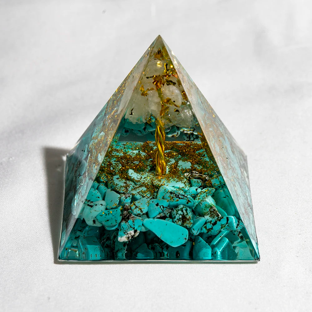 Crystal Energy Pyramid with Peridot and Amethyst for Chakra Healing