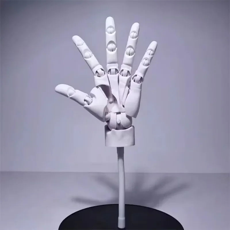Articulated Hand Model for Drawing and Decoration