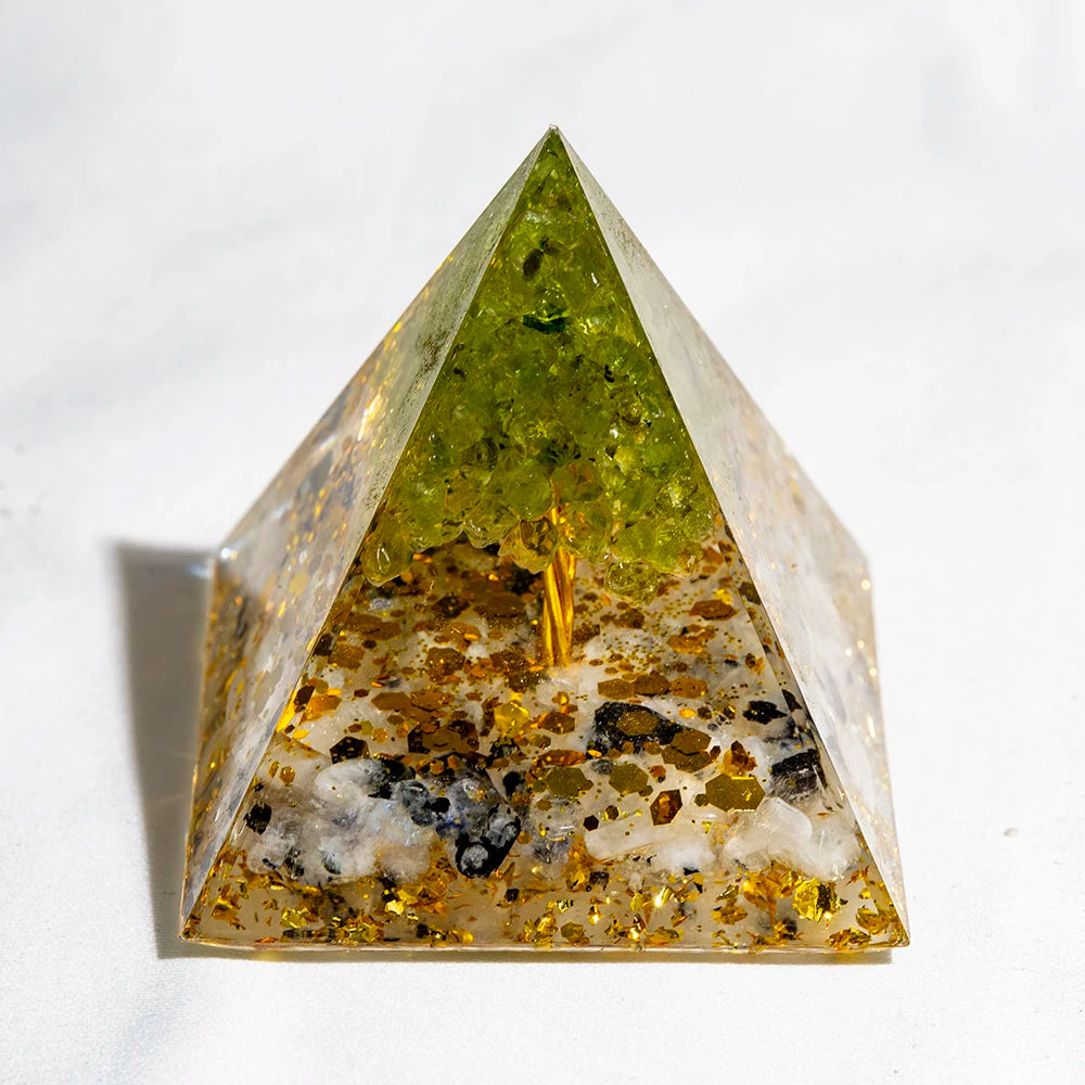 Crystal Energy Pyramid with Peridot and Amethyst for Chakra Healing