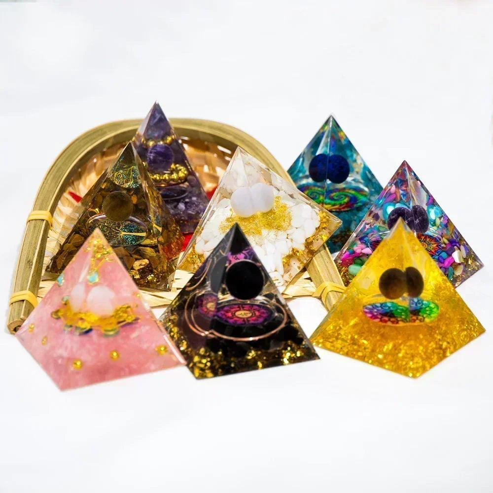Crystal Energy Pyramid with Peridot and Amethyst for Chakra Healing