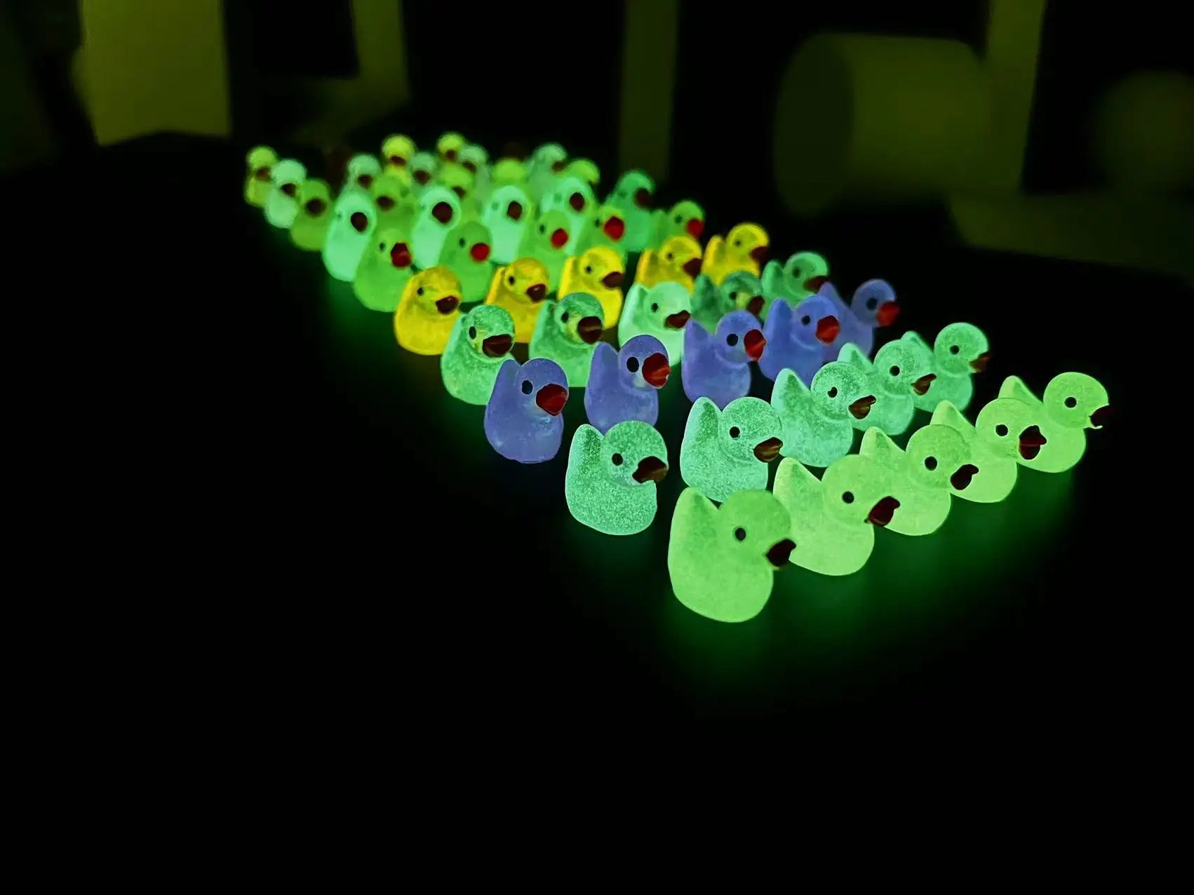 50pcs Luminous Mini Duck Figurines for Fairy Garden Decor