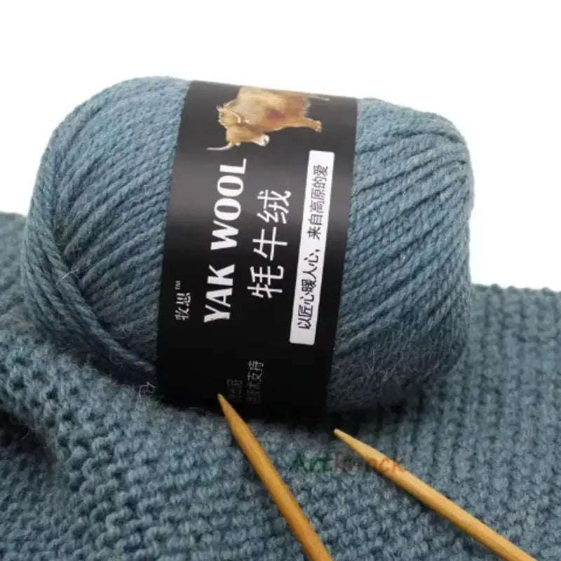 Yak Wool 3-Strand Yarn – Medium-Weight Yarn for Sweaters, Coats & Accessories