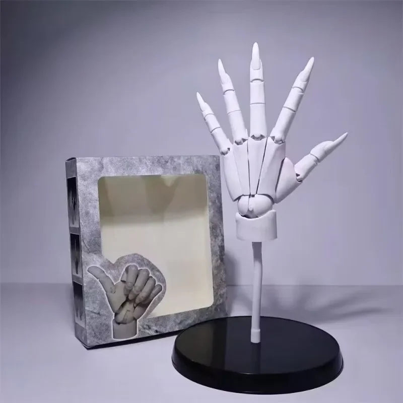 Articulated Hand Model for Drawing and Decoration