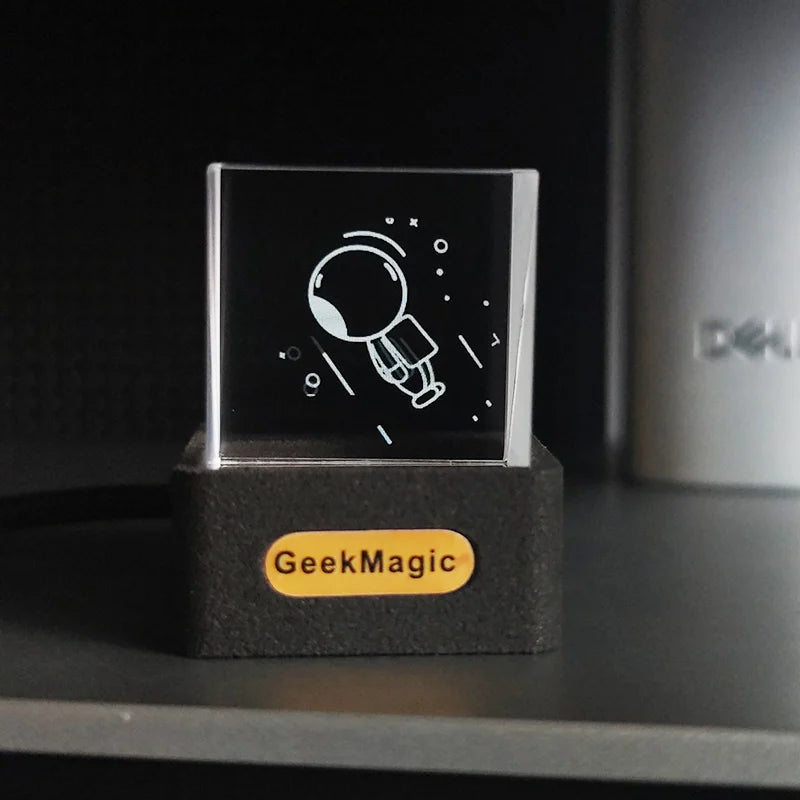 Geek Magic GIFTV Holographic Weather Clock with Image Album