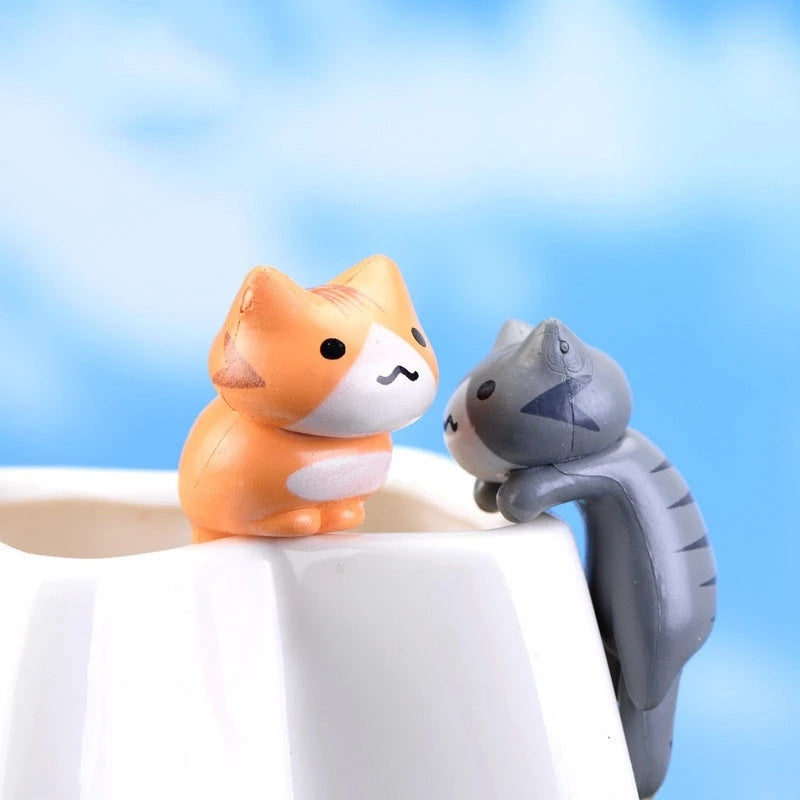 6Pcs Mini Lucky Cat Figurines for Garden and Bonsai Decor