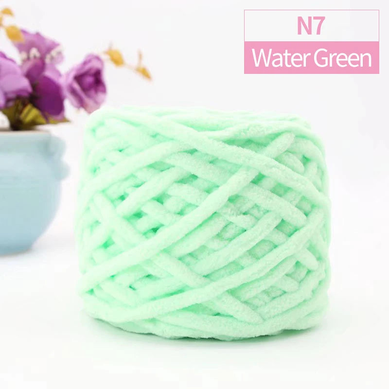 QJH Chunky Knitting Yarn – 100g Jumbo Polyester Craft Ball